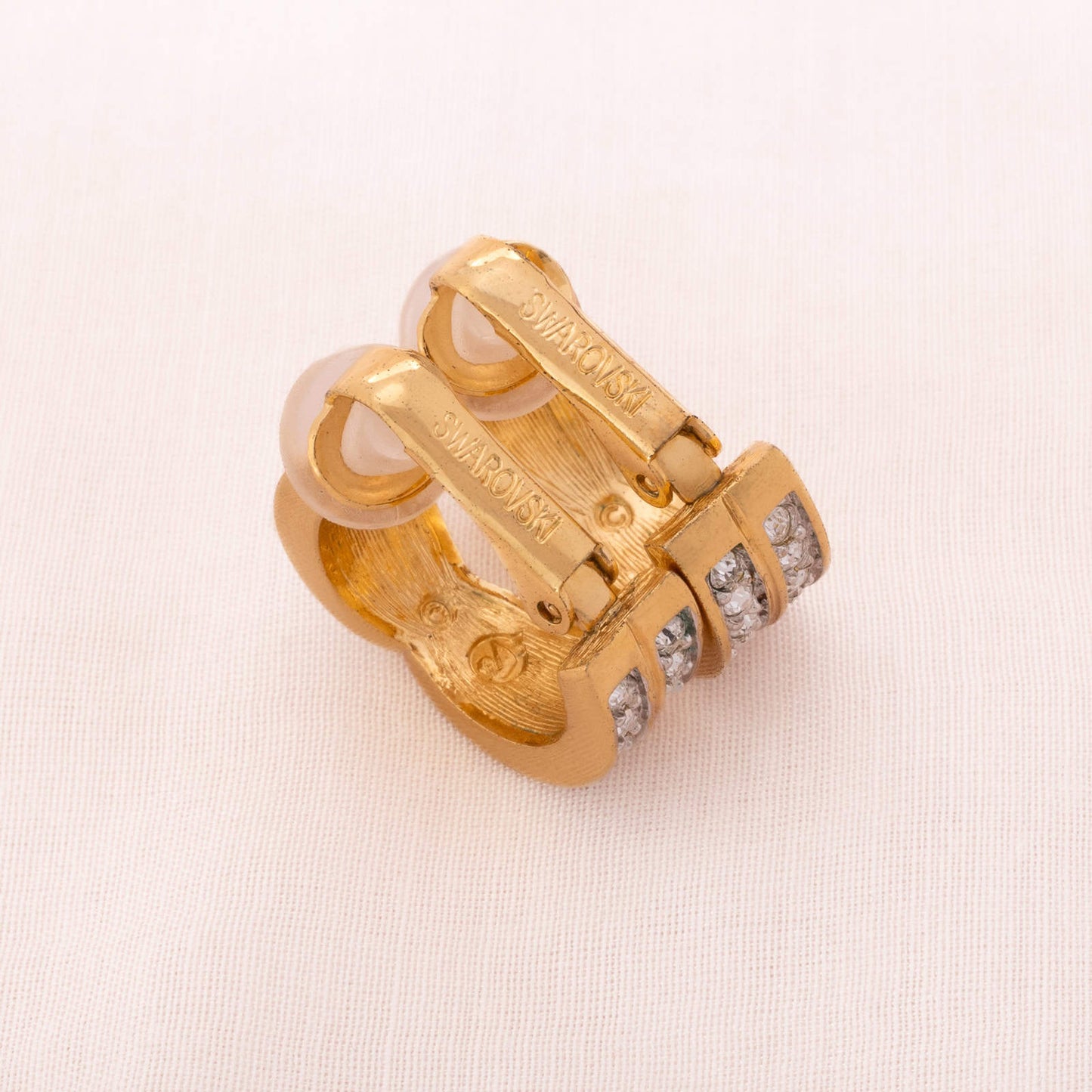 Swarovski-Kreolen-Ohrclips-vergoldete-Rückseiten-Signatur
