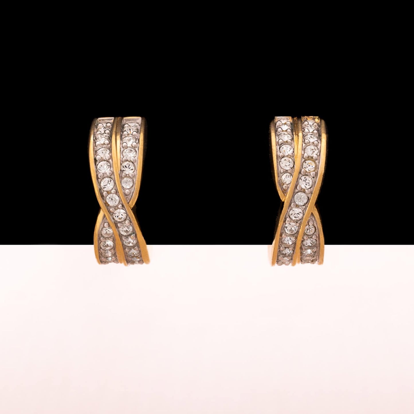 Swarovski-Kreolen-Ohrclips-vergoldet-Kristall-besetzt