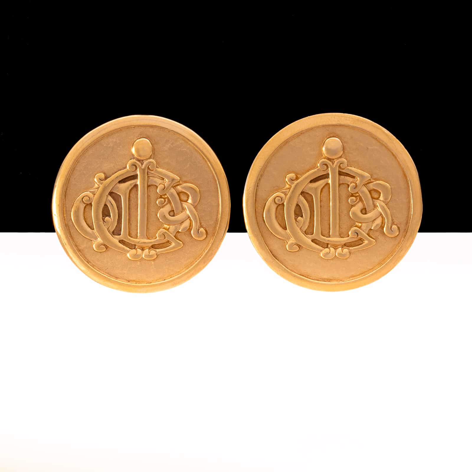 Christian DIOR gold plated logo clip earrings