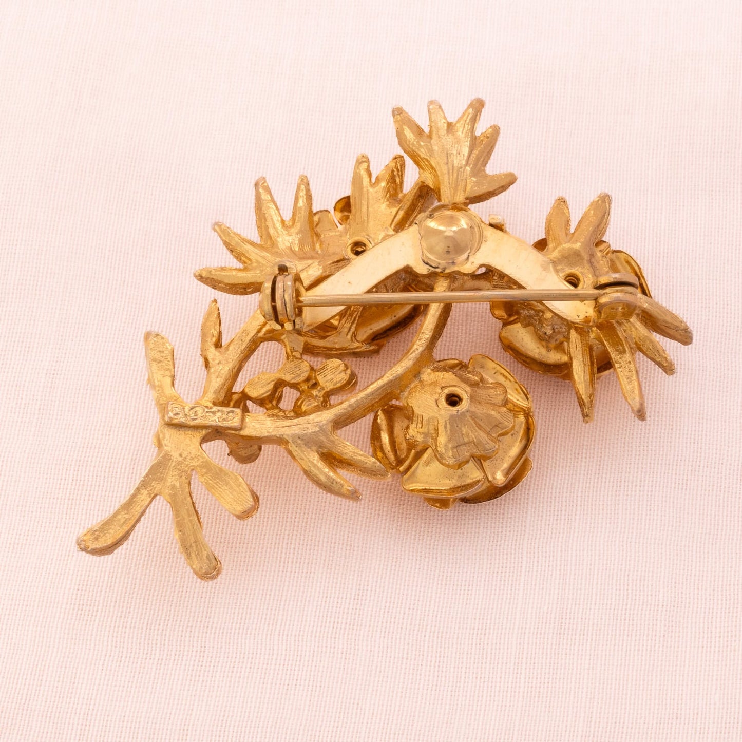 CORO vergoldete Rosen-Brosche