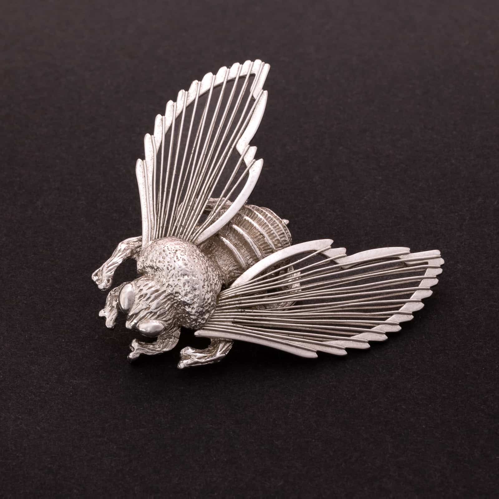 Silver bumble bee brooch online