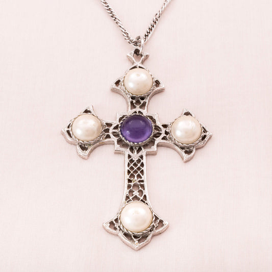 Sarah-Coventry-großer-Kreuz-Anhänger-silberfarben-Perlen-lila-Cabochon