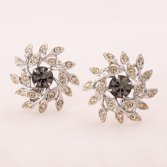 Sarah-Coventry-silberfarbene-Ohrclips-Strass-Schneeflocken