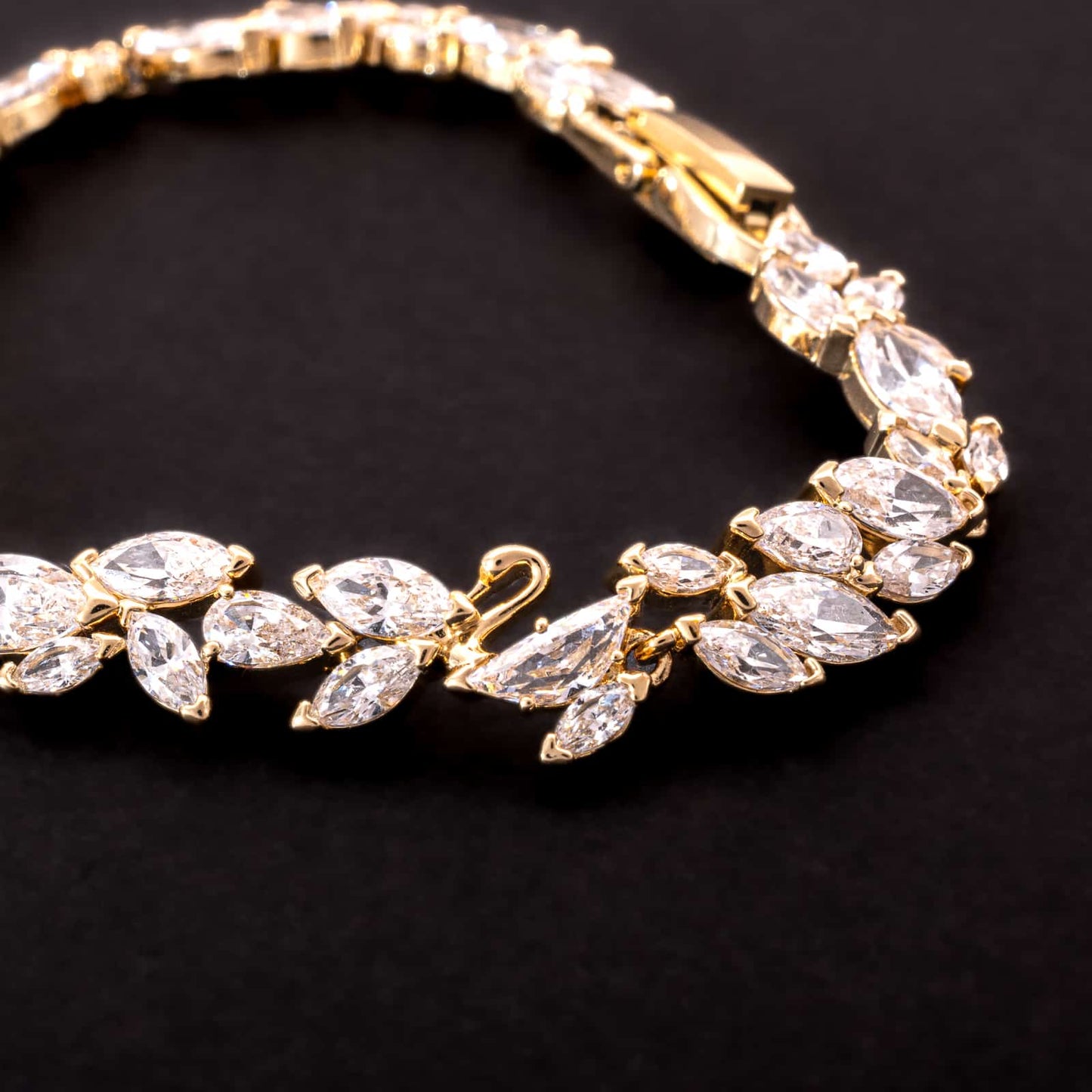 Swarovski-Kristall-Armband-Navette-Schliff-Tennisarmband