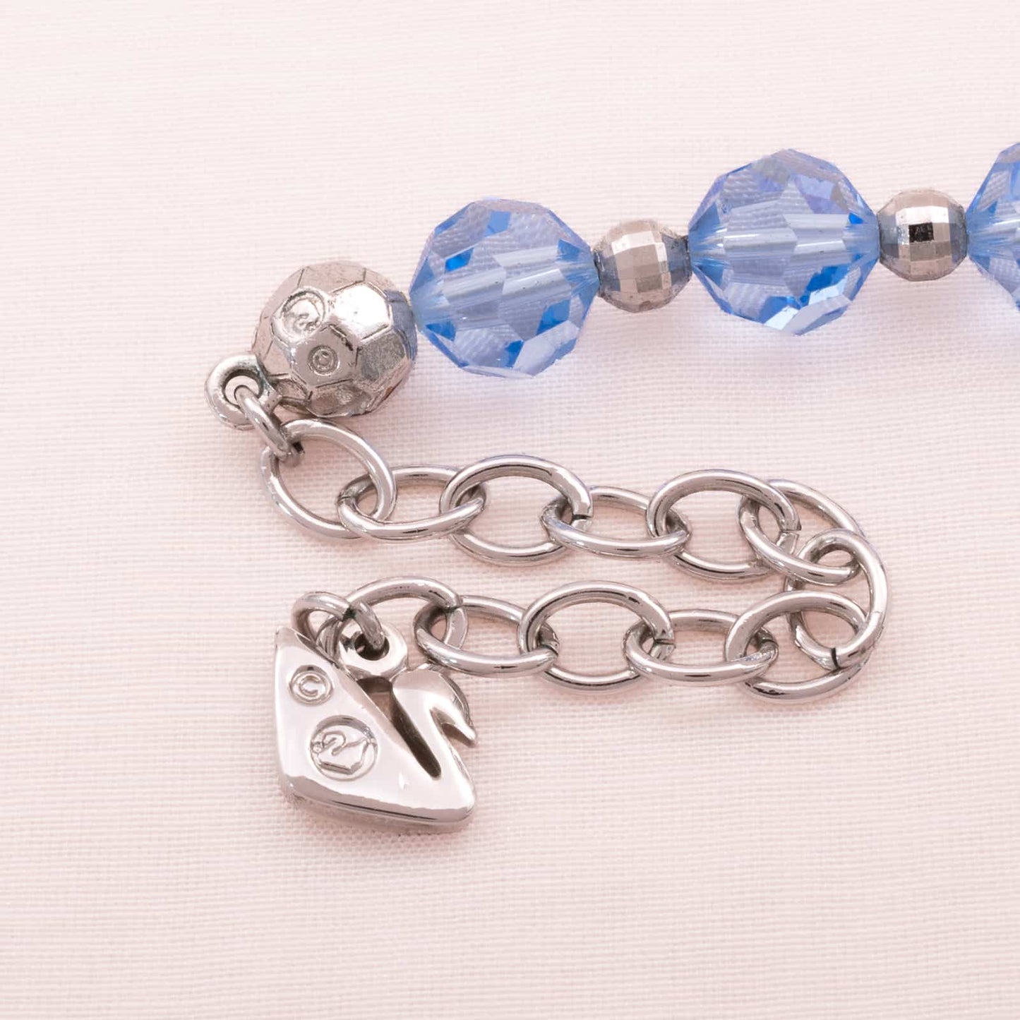 Swarovski-blaue-Kristallperlen-Halskette-Schwanlogo