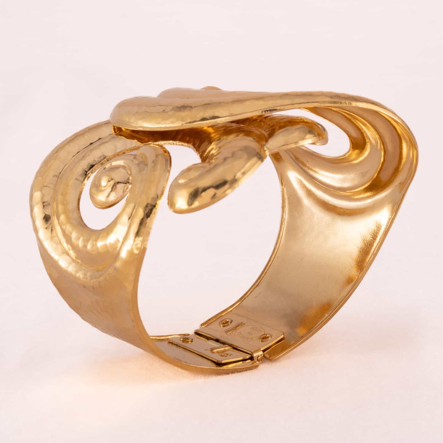 Barrera-for-Avon-breiter-Vintage-Armreif