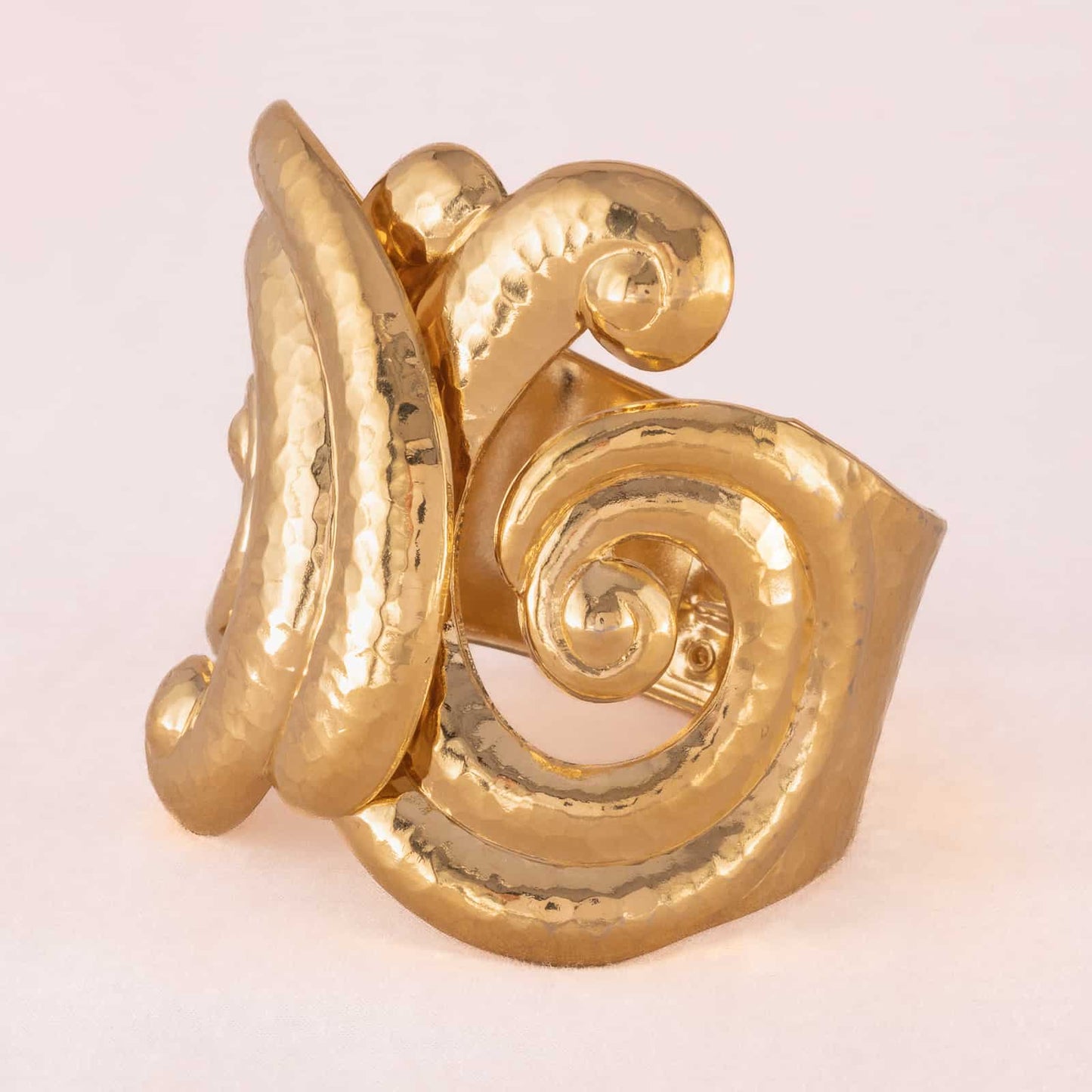 Barrera-for-Avon-breiter-Vintage-Armreif