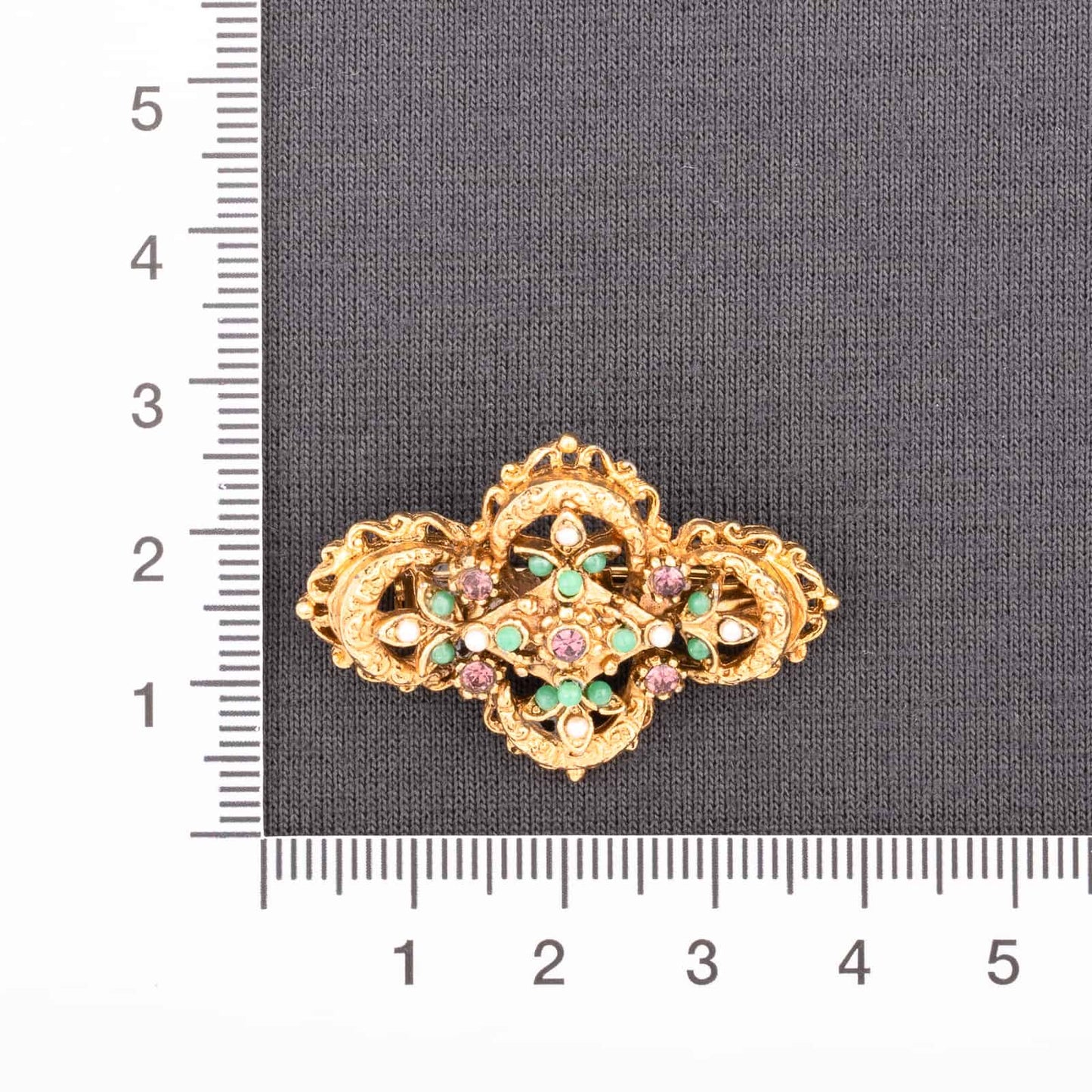 Kleine-Brosche-Antik-Revival-Style