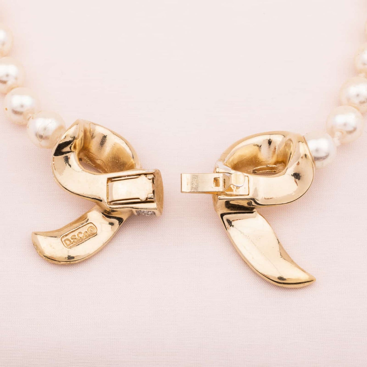 Daniel-Swarovski-Perlenkette-Kristall-Schleife-Verschluss-80s