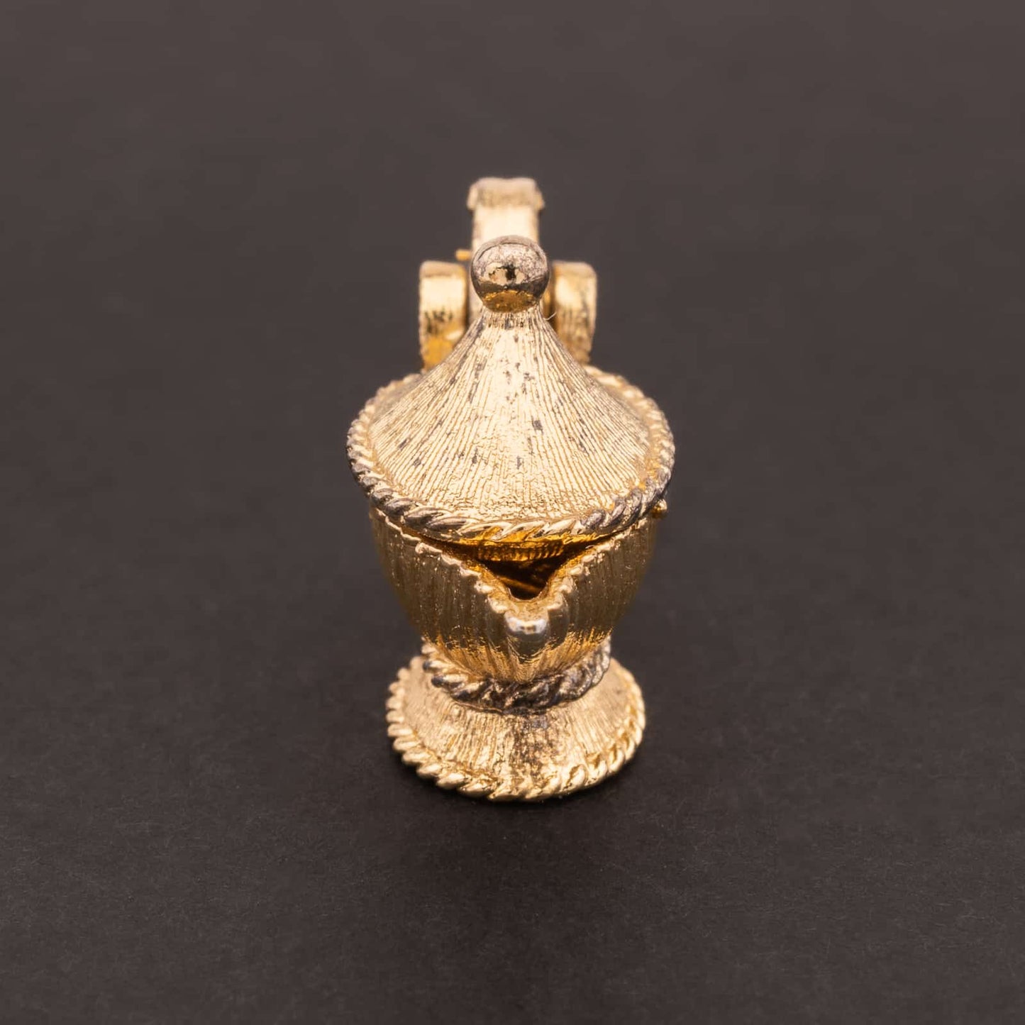 Monet-Charm-Anhänger-Aladins-Lampe