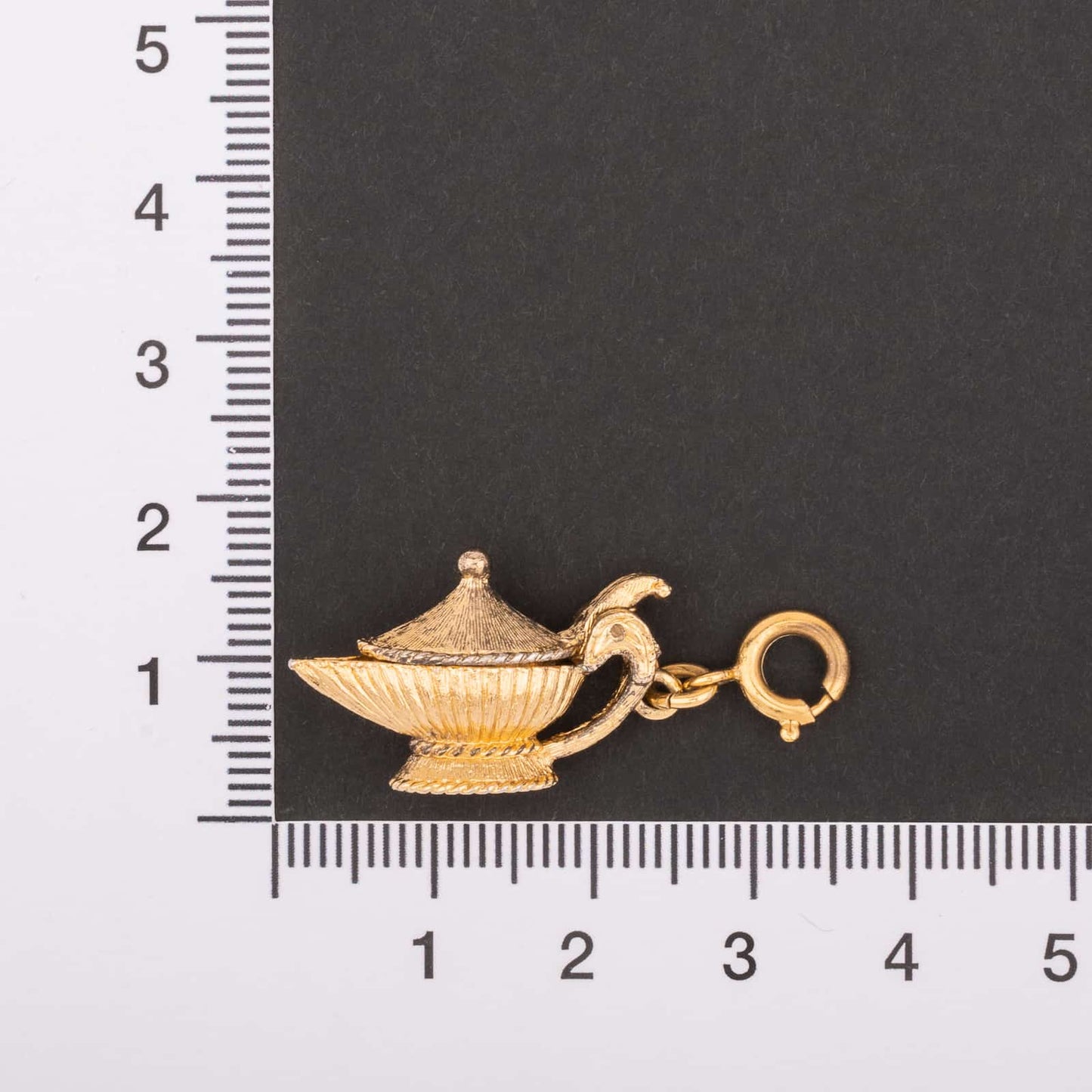 Monet-Charm-Anhänger-Aladins-Lampe