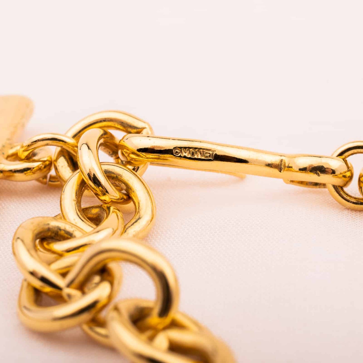 Monet-Ketten-Collier-vergoldet-90s-Signatur