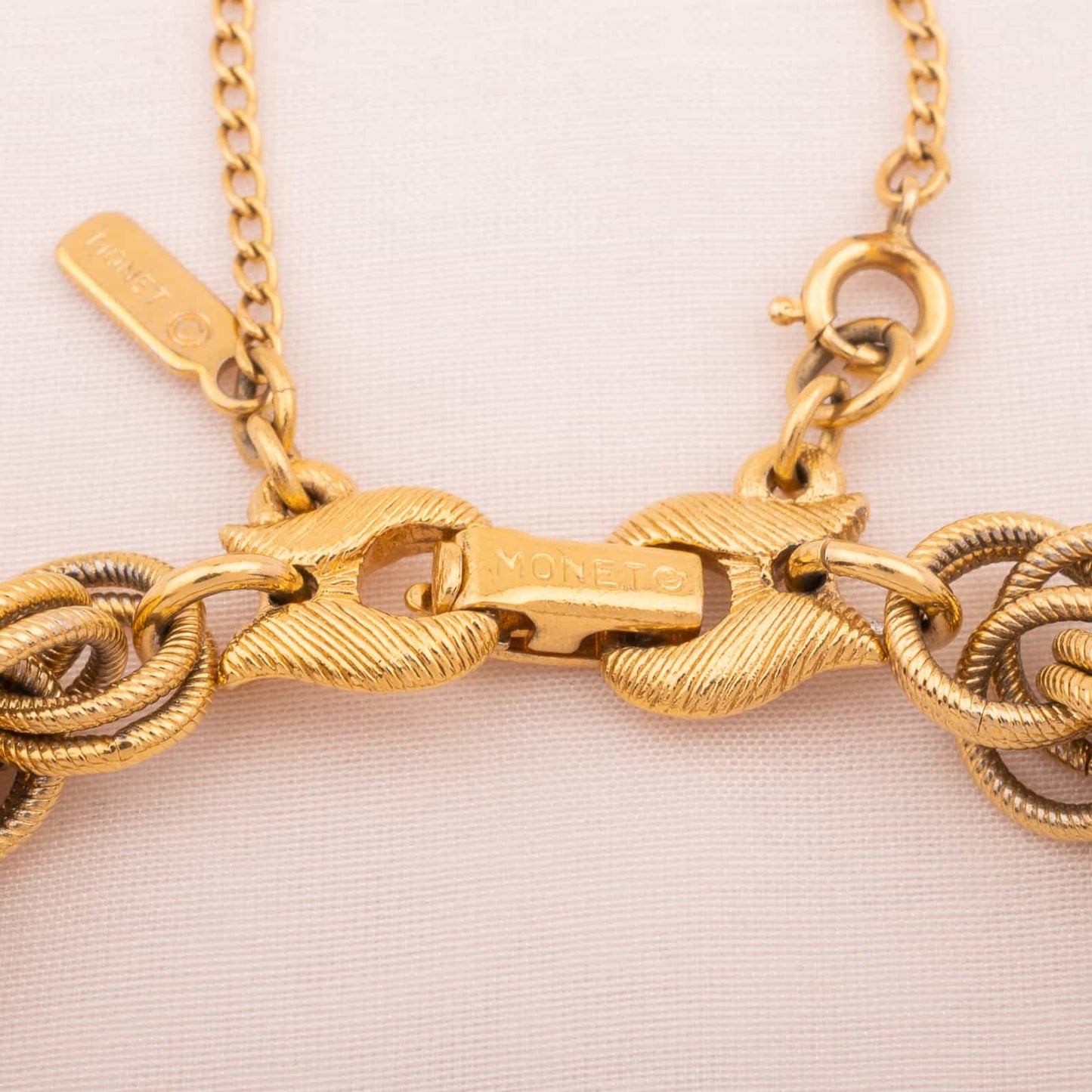 Monet-vergoldetes-Ketten-Armband-Verschluss-und-Signatur-60s