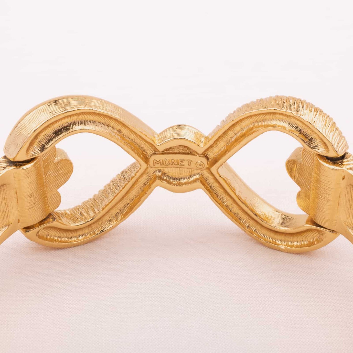 Monet-vergoldetes-Armband-Eternity-Design-Signatur