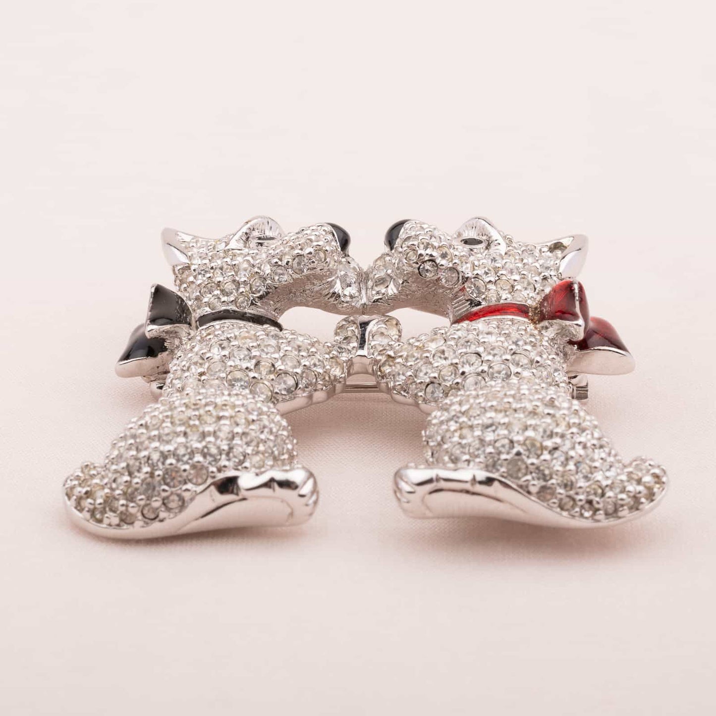 Swarovski-Vintage-Brosche-zwei-verliebte-Scottish-Terrier