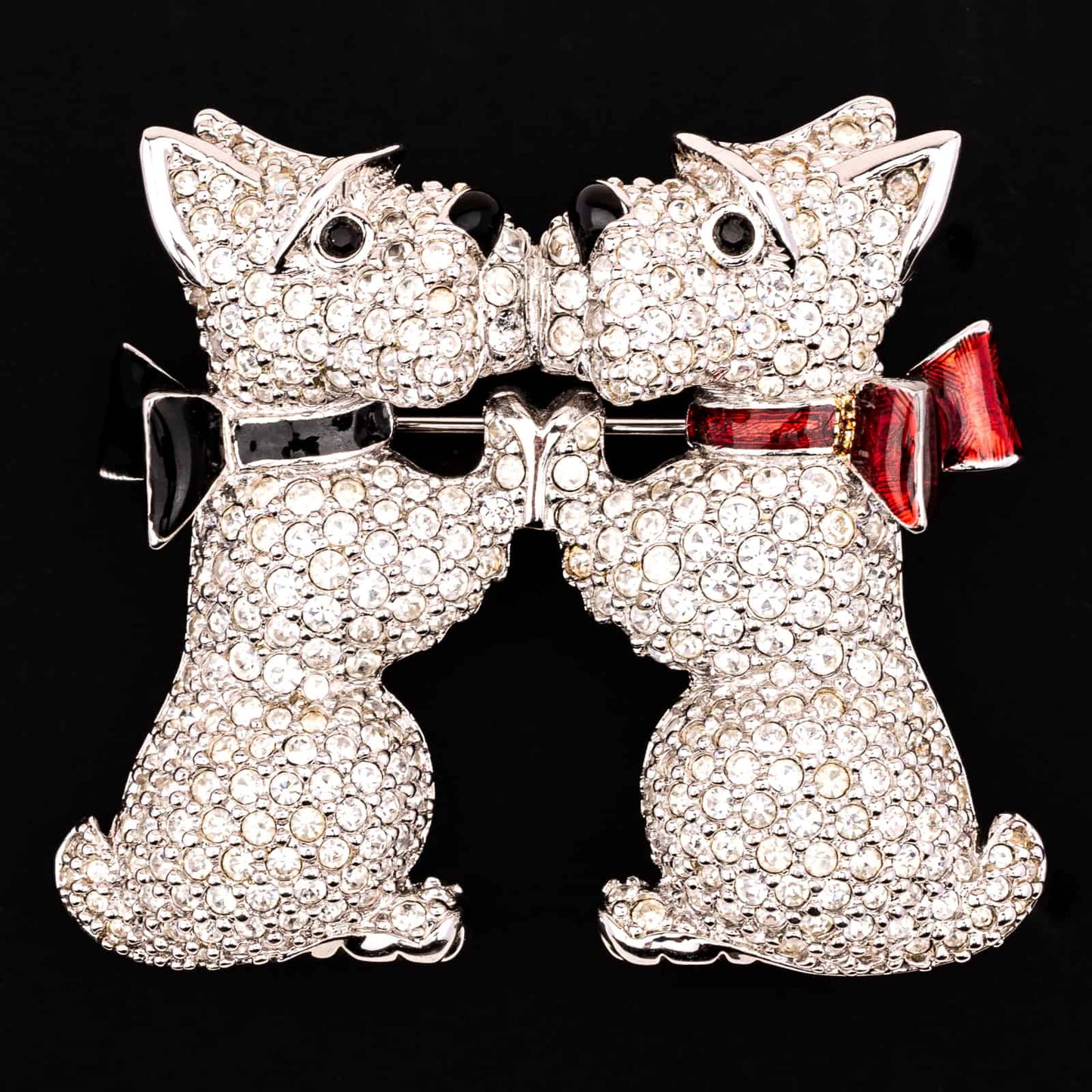 Swarovski-Vintage-Brosche-zwei-verliebte-Scottish-Terrier