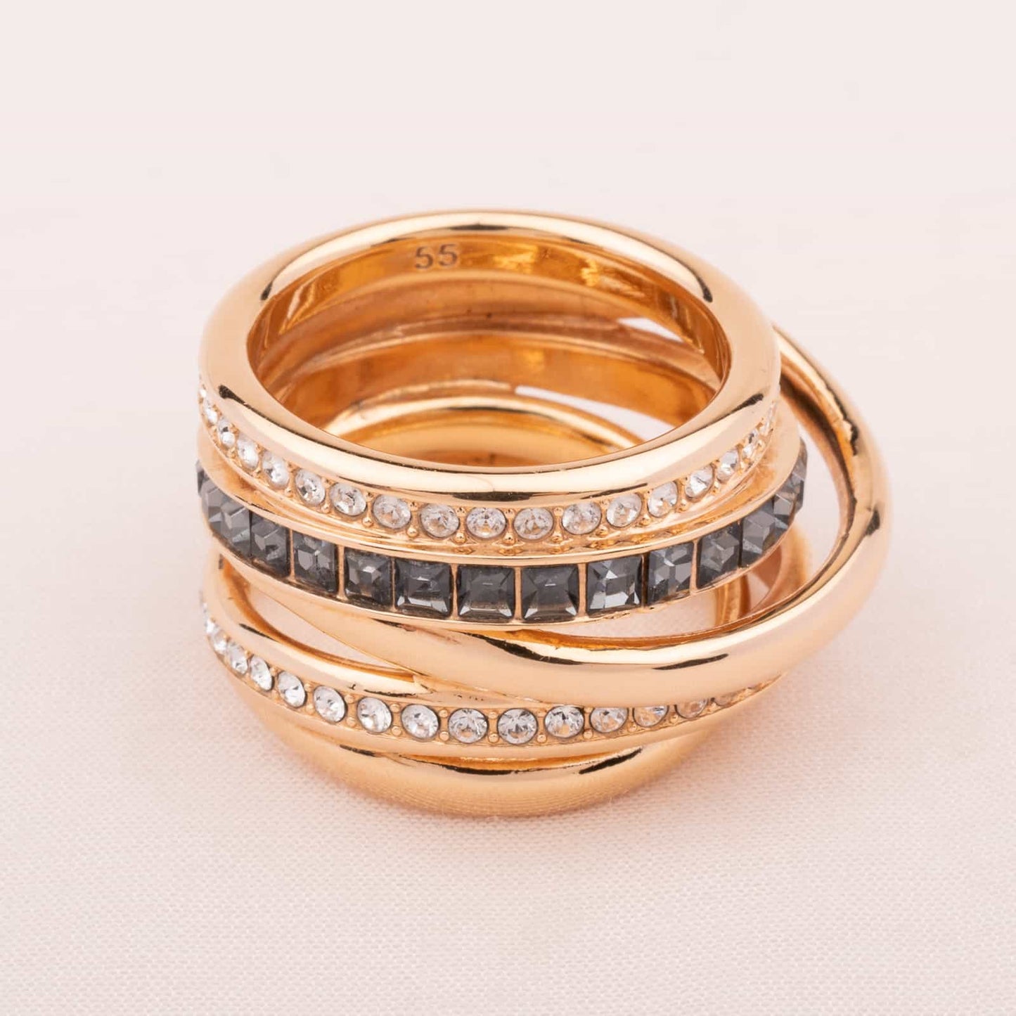Swarovski-Ring-in-Wickeloptik-mit-blauen-Kristallen