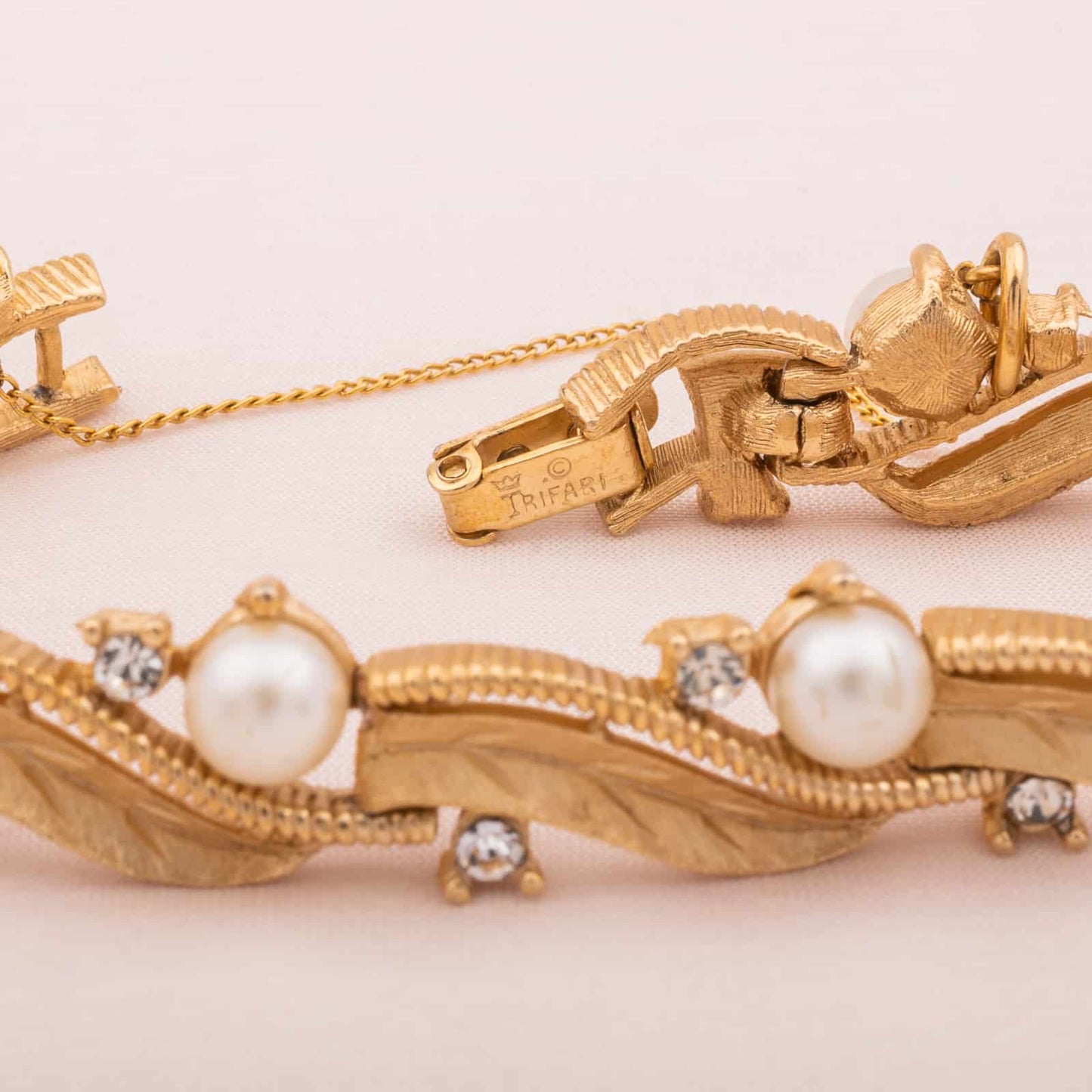 Trifari-Armband-goldfarben-Perlen-Strass