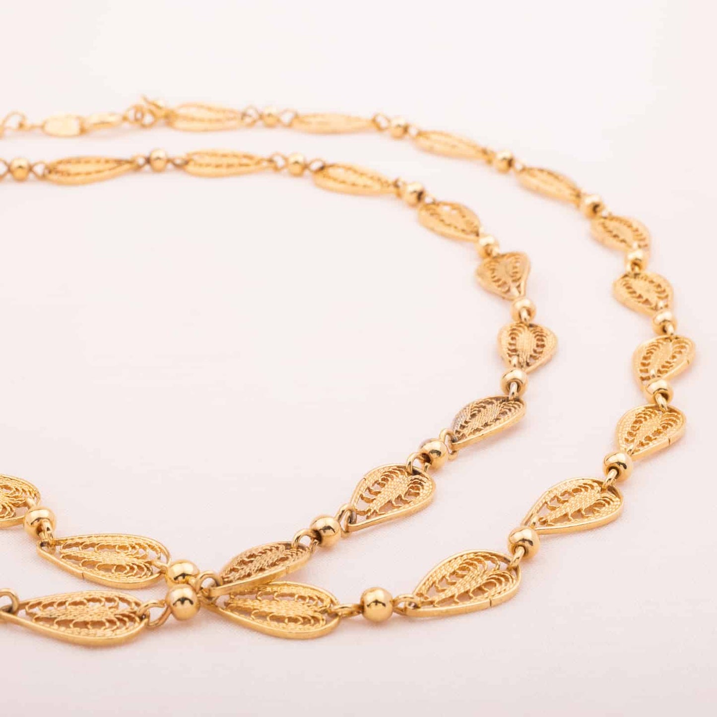 Trifari-Halskette-Filigree-Kettenglieder-vergoldet