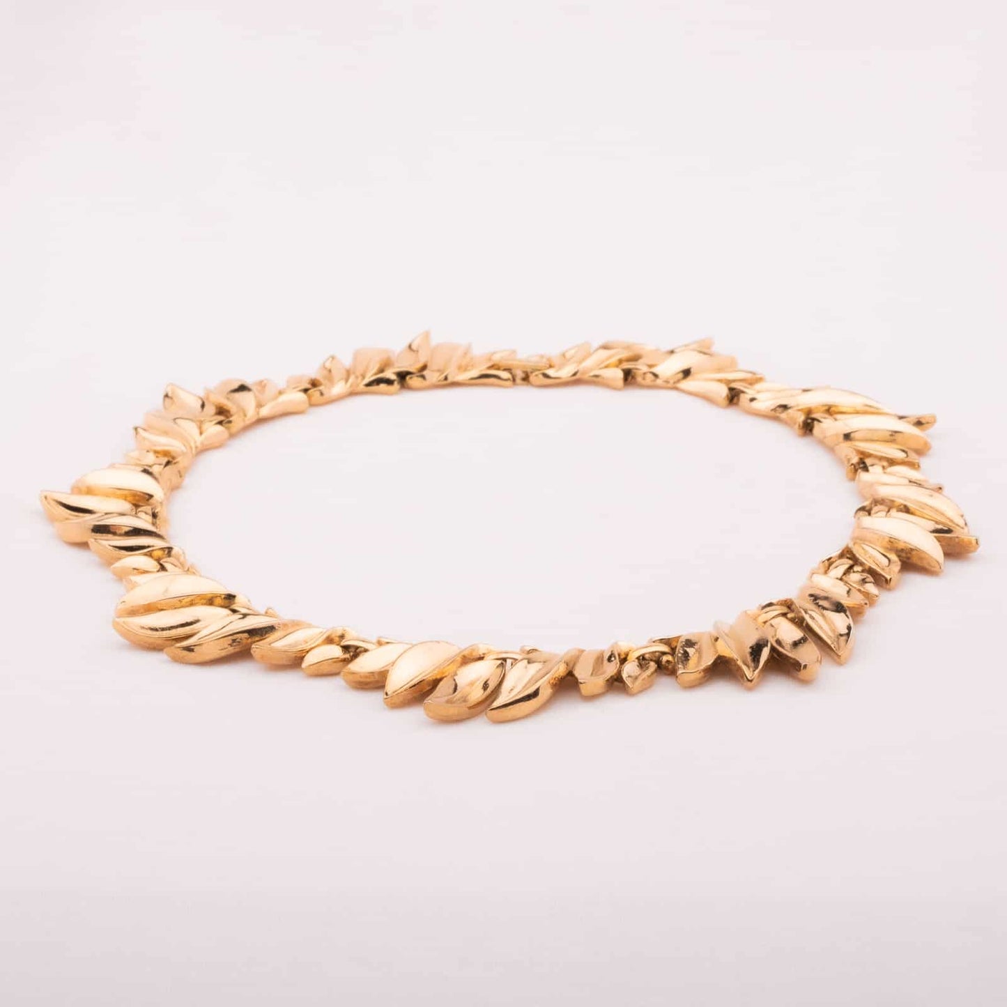 Trifari-Halskette-vergoldetes-Blätter-Collier