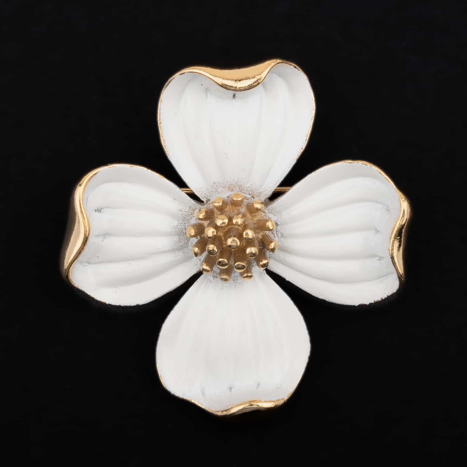 TRIFARI weiße Blumen Brosche – Find Vintage Beauty