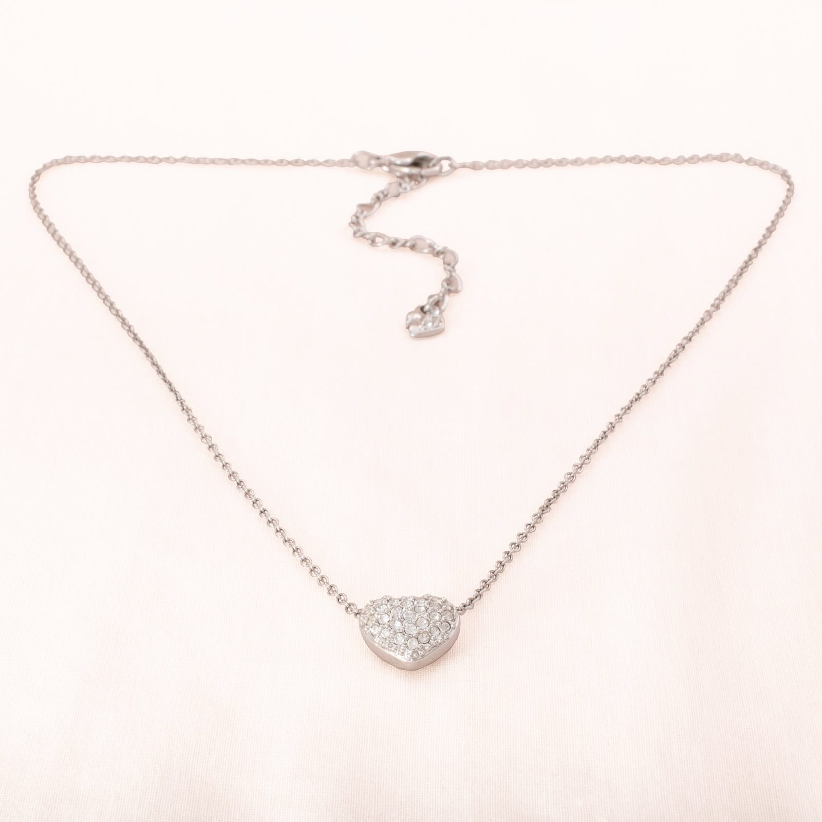 Swarovski-Halskette-Herz-Anhänger-rhodiniert-Kristall-besetzt-Schwan-Signatur