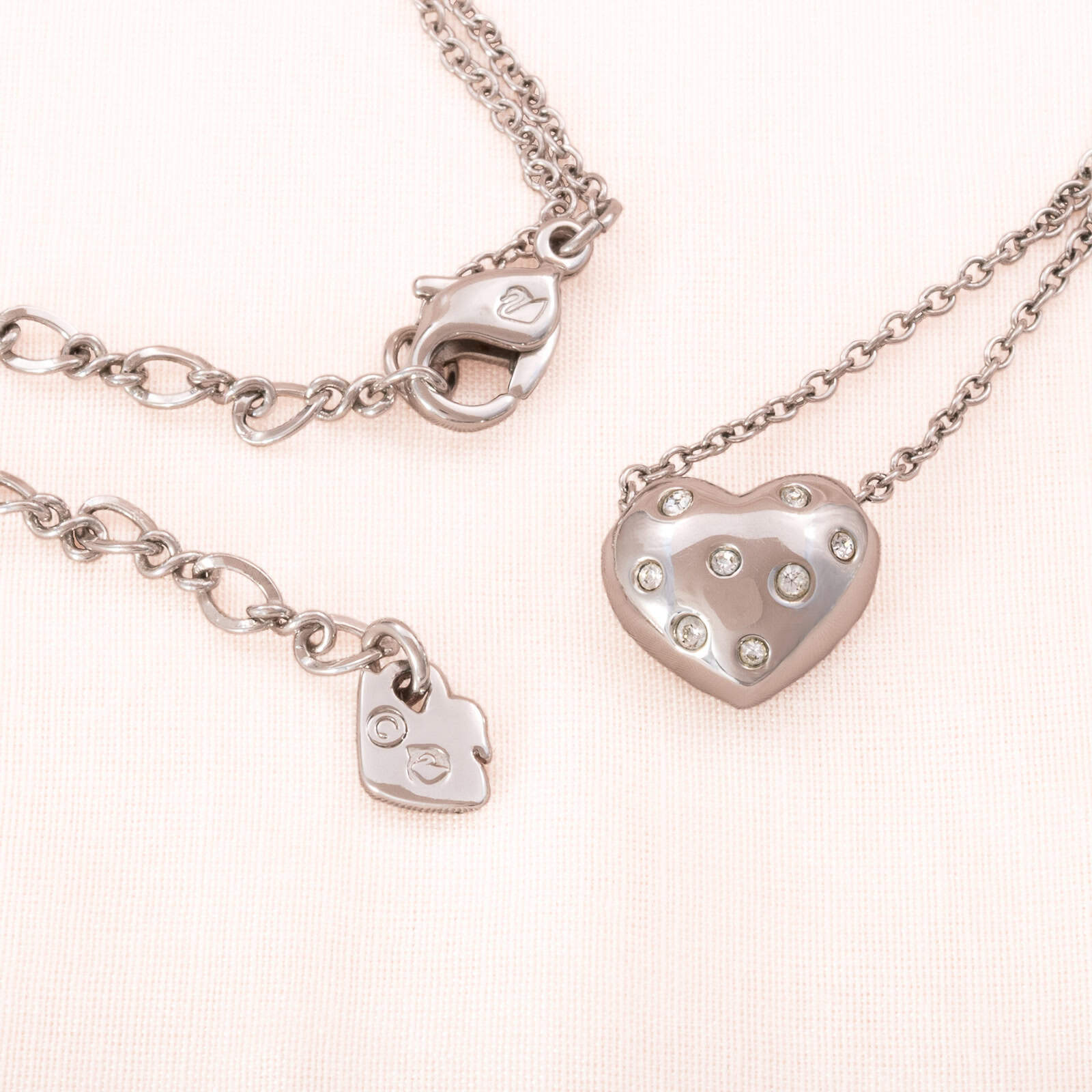 Swarovski-Halskette-Herz-Anhänger-rhodiniert-Kristall-besetzt-Schwan-Signatur