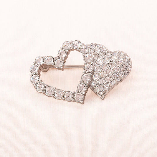Swarovski-Brosche-Herz-silberfarben-Kristallbesetzt