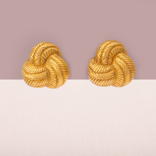 Carolee-Ohrclips-Knoten-Design-vergoldet