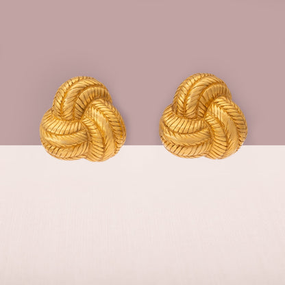 Carolee-Ohrclips-Knoten-Design-vergoldet