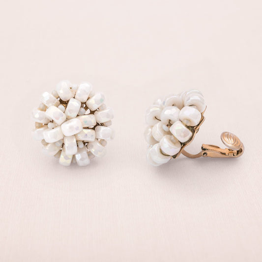 Castlecliff-Ohrclips-1950er-Perlen-Aurora-Borealis-handgefertigt