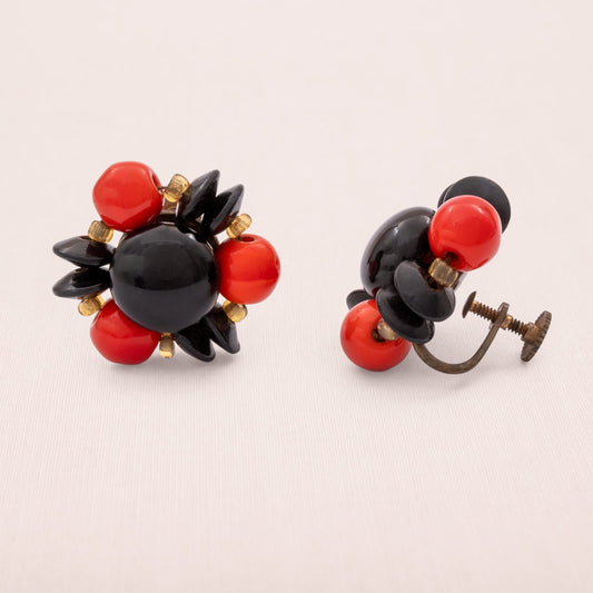 Japan-Ohrclips-schwarze-rote-Glasperlen-Handarbeit-1960er