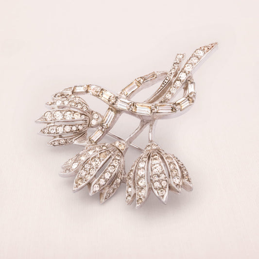 Keyes-Brosche-Strass-florales-Design-1960er-Jahre