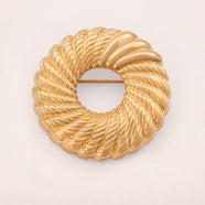 MONET Brosche Kranz vergoldet fein texturiert eleganter Schmuck Retro
