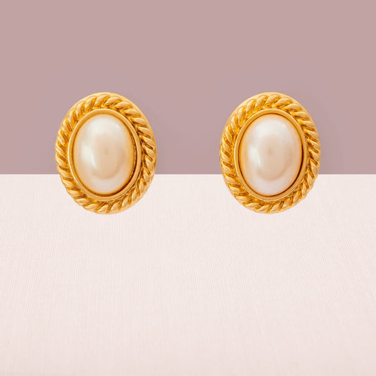 Monet-Ohrclips-ovale-Perlen-vergoldet