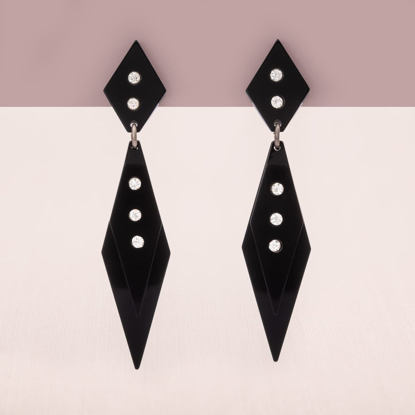Vintage-Ohrclips-schwarz-Rauten-Hänger-Kunststoff-Strass-1980er-Art-Deco