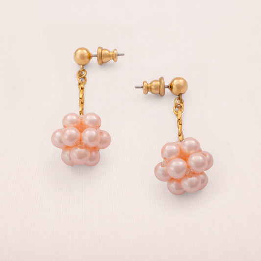 Vintage-Ohrringe-schwingende-Hänger-rosa-Perlen-Kugel-vergoldete-Kette