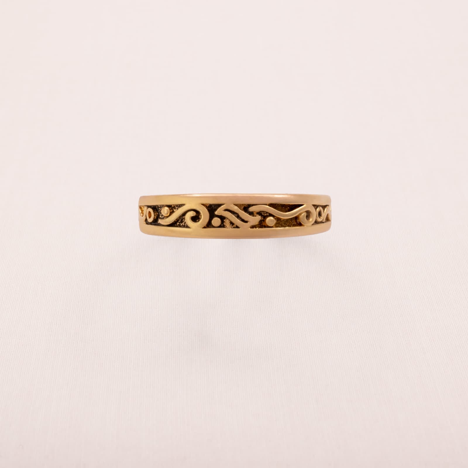 Pierre-Lang-Ring-vergoldet-Muster
