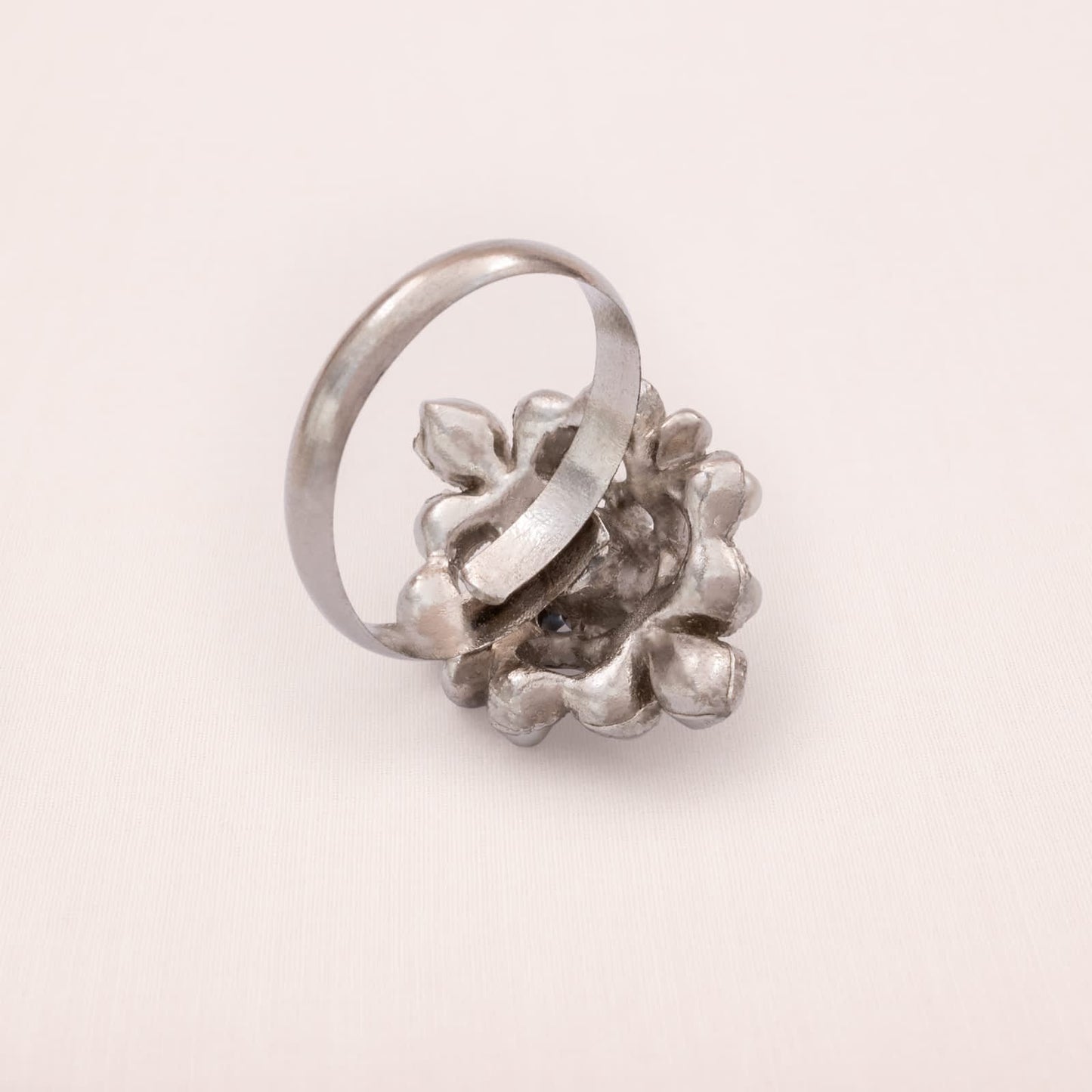 Vintage-Ring-rhodinierte-Rückseite-Ringschiene-größenverstellbar