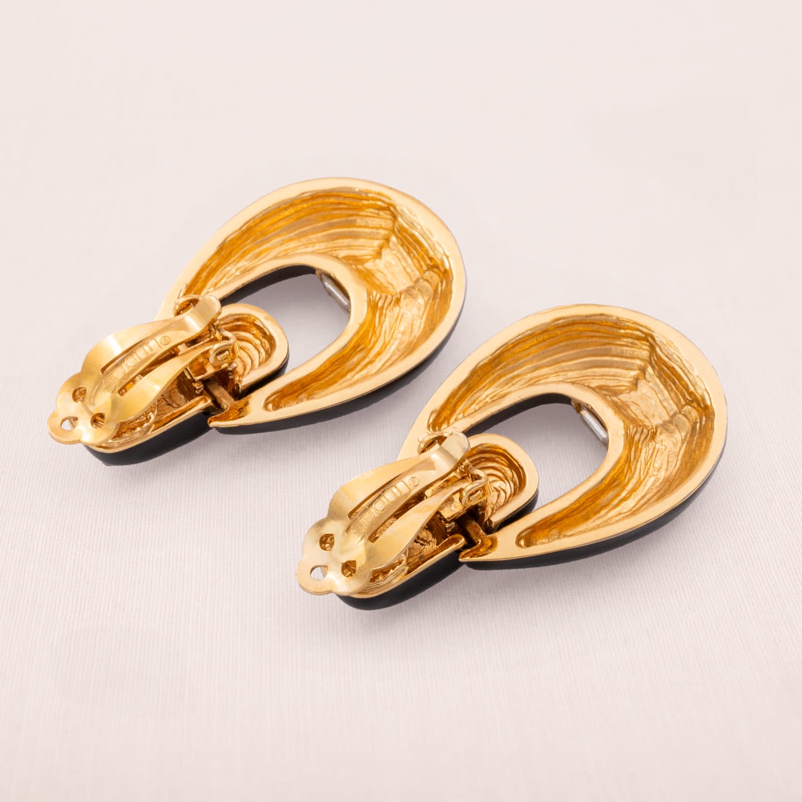 St-John-Ohrclips-Türkloper-vergoldete-Rückseiten-signiert