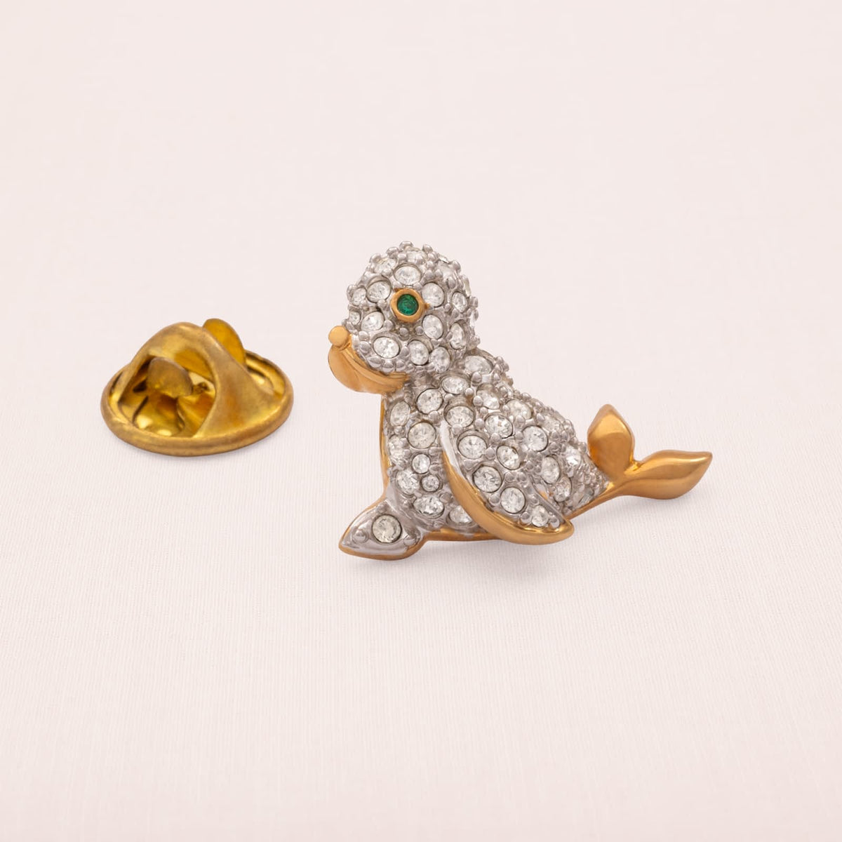 SWAROVSKI Brosche Pin Robbe Kristalle Tiermotiv Vintage Schmuck Sammlerstück
