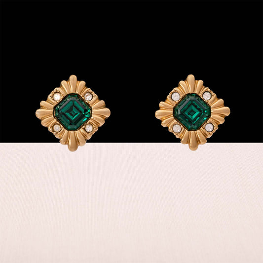 Avon-Ohrclips-vergoldet-eckig-grüner-eckiger-Kristall