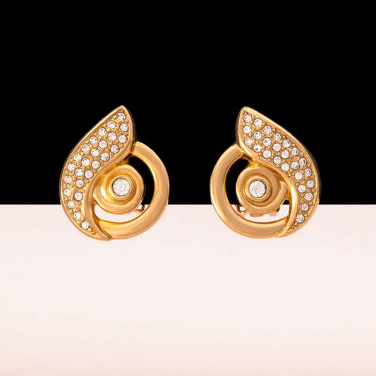 Christian-Dior-Ohrclips-vergoldet-Paisley-Form-Kristallbesetzt