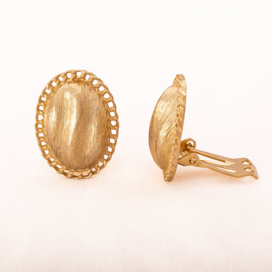 Coro-Ohrclips-oval-vergoldet-Kettenglieder-Umrandung