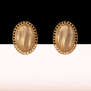 CORO Vintage Clip-On Earrings 1950s Oval Matte Gold-Plated Chain Link Border