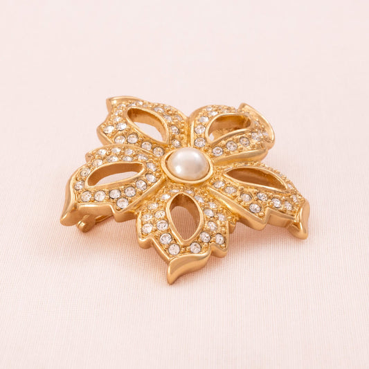 Christian-Dior-Brosche-vergoldete-Blume-Kristalle-Perle