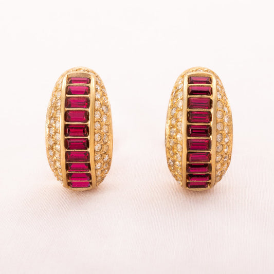Christian-Dior-Ohrclips-vergoldet-pinkfarbene-Baguettesteine-Kristall-besetzt