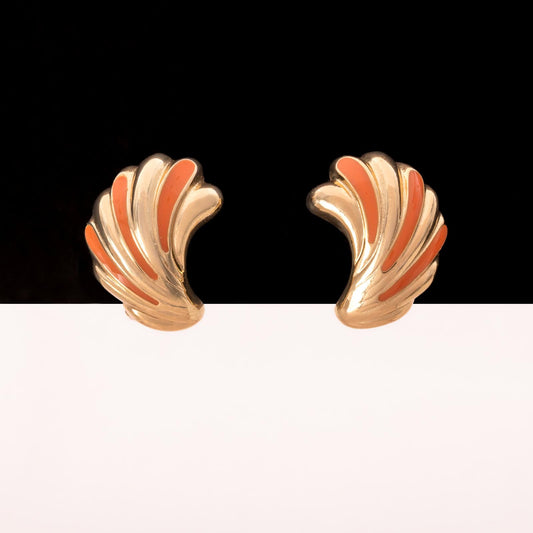 Christian-Dior-Ohrclips-vergoldet-geschwungene-Form-korallenfarbig-emailliert