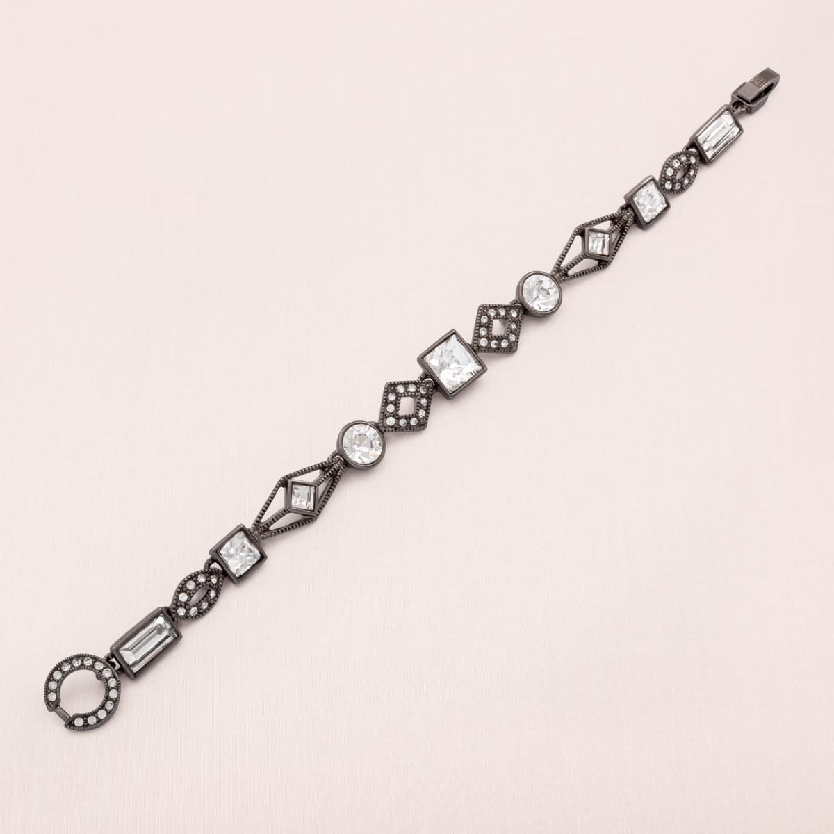 Givenchy-Armband-Kristalle-verschiedene-Schliffformen-geschwärzt-rhodinierte-Fassung