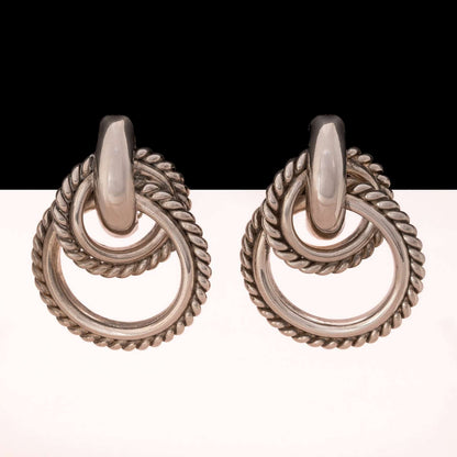Givenchy-Ohrclips-versilberte-große-ineinander-geschlungene-Ringe-1980er